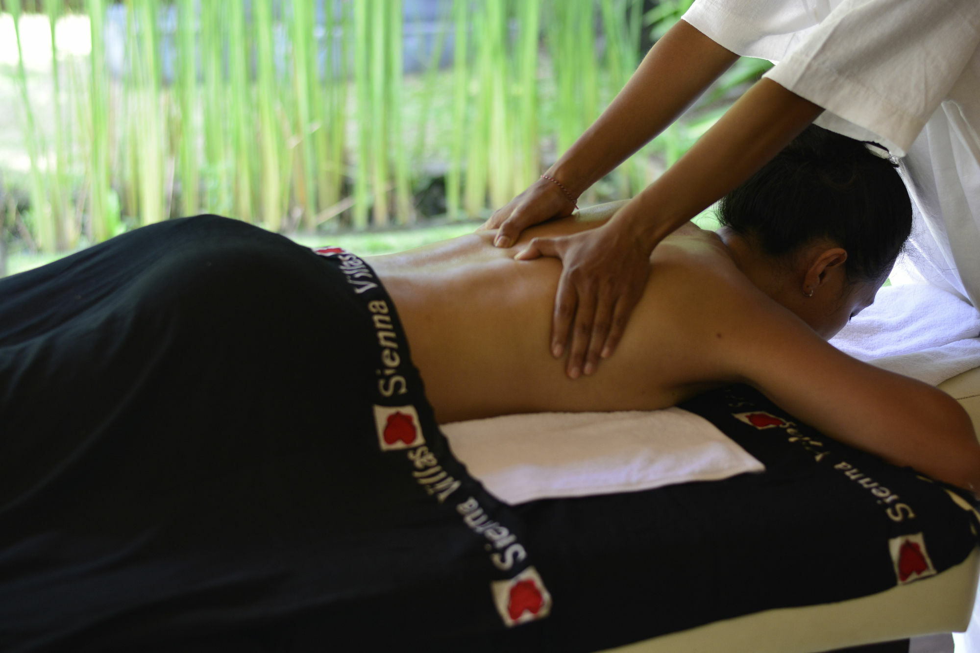 Sienna Villas - Chse Certified Seminyak  Luaran gambar
